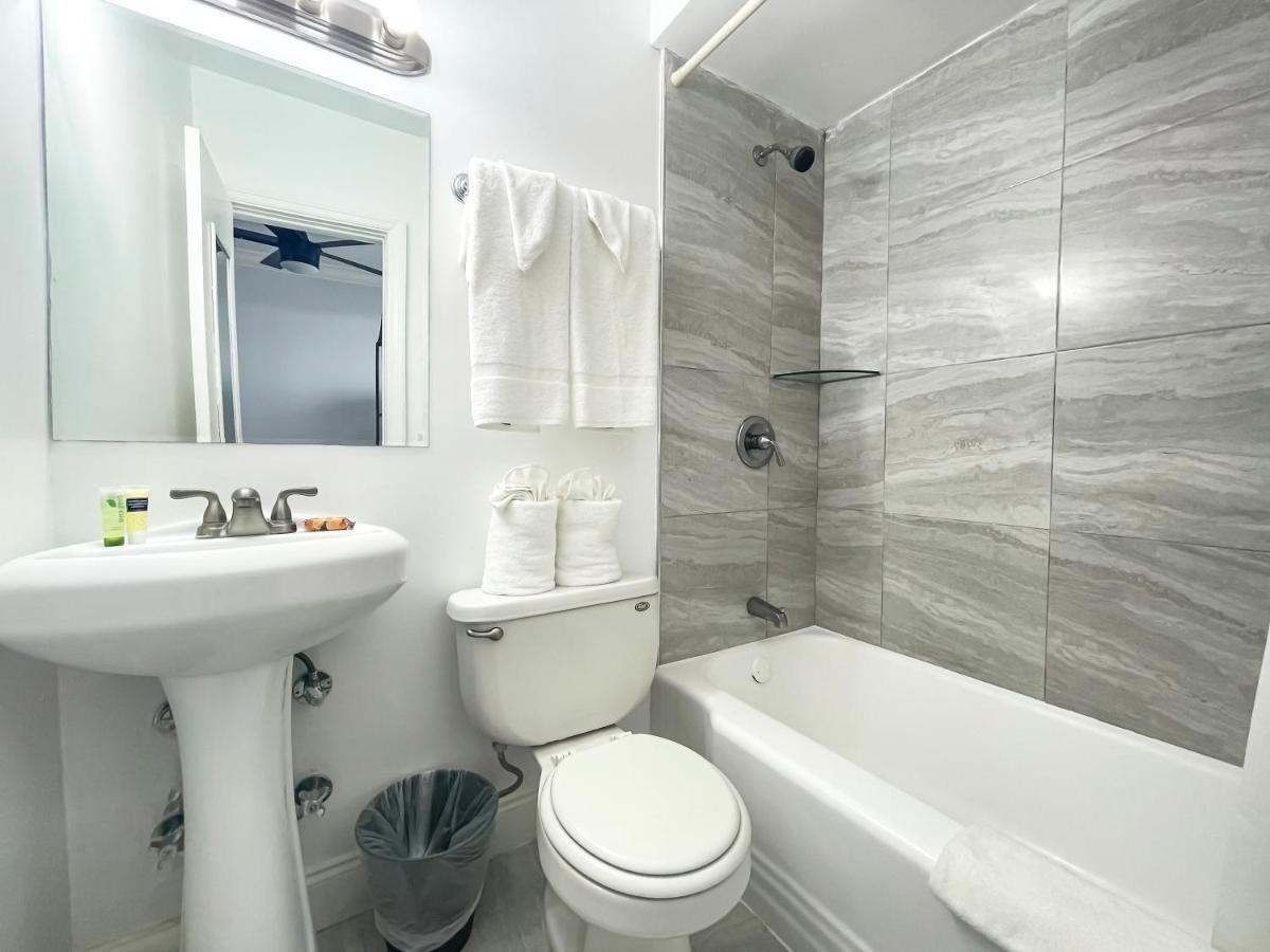 Paradise Oceanfront By Hbh Hollywood Exterior photo